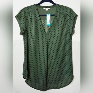 NWT Women's Monday Fun Short Sleeve Shirt Green w/ Black Print - Women's Medium